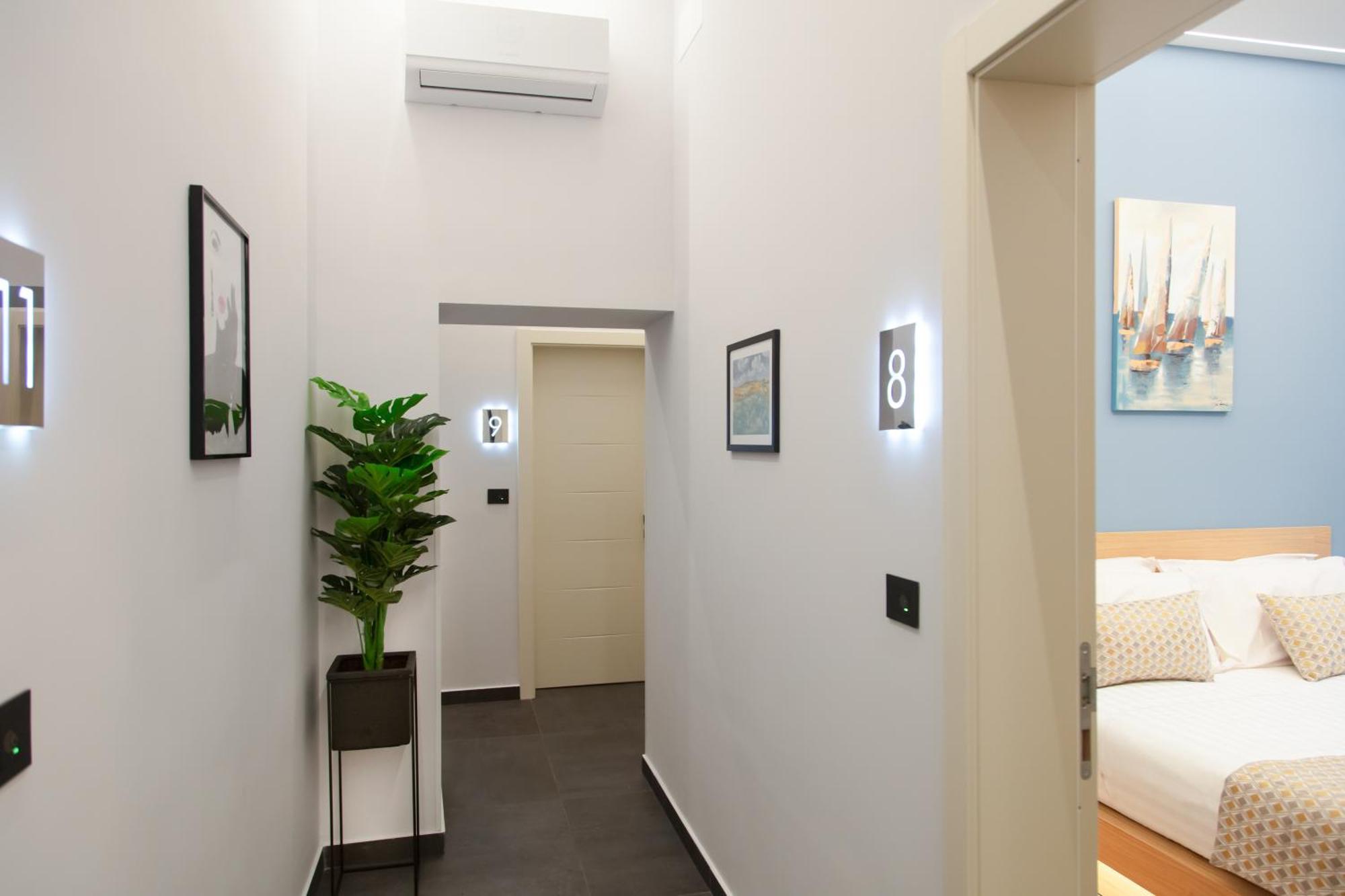 Main - Duomo Hotel Naples Exterior photo